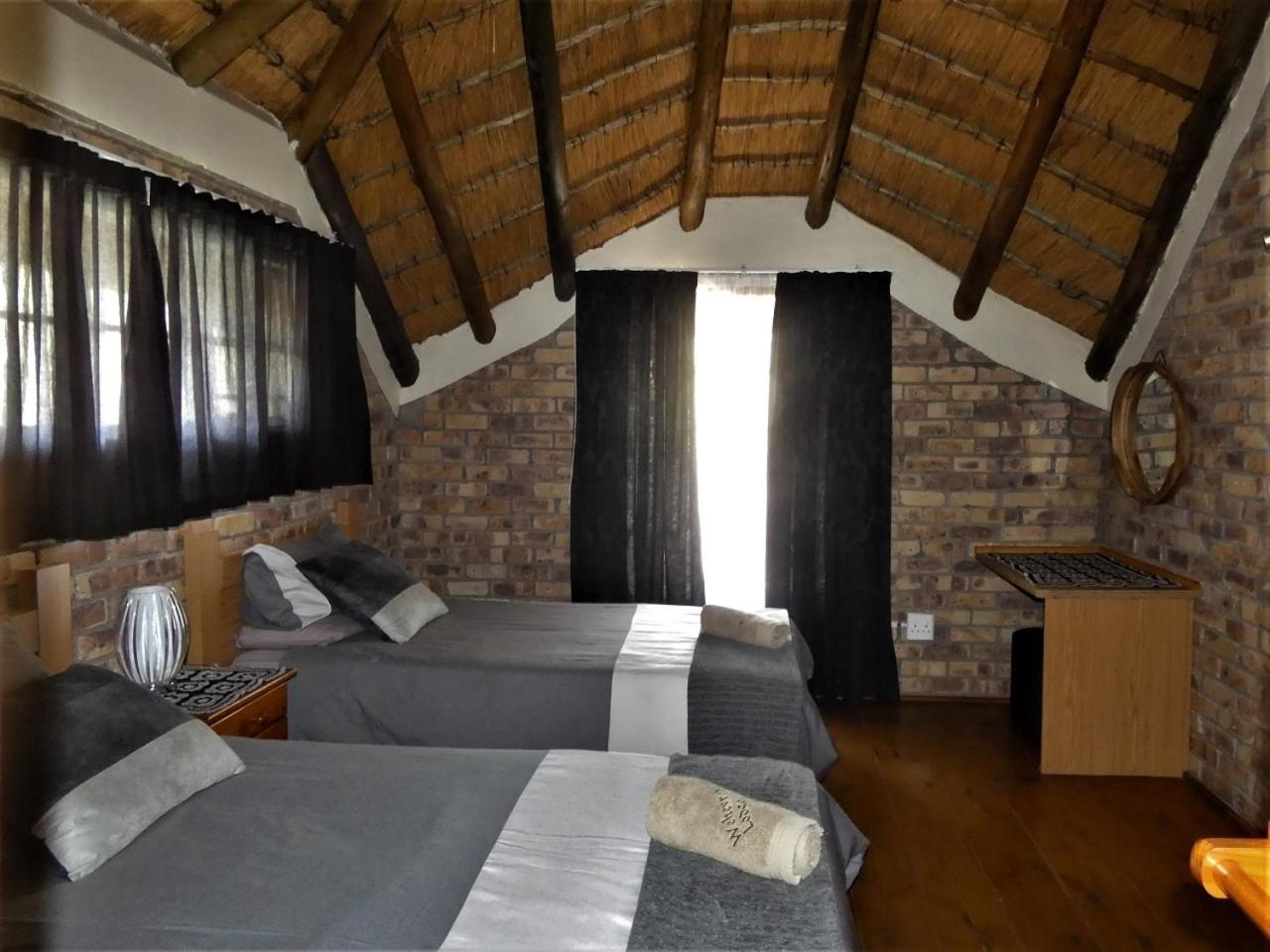 Weltevrede Lodge - Self Catering Houses Marloth Park Szoba fotó